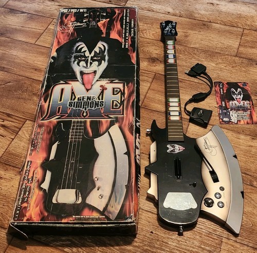 Kiss gene simmons guitar hero - kiss,